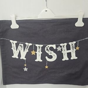 Levtex Charcoal Gray White Text 'Wish' Distressed Metallic Holiday Placemats (4)